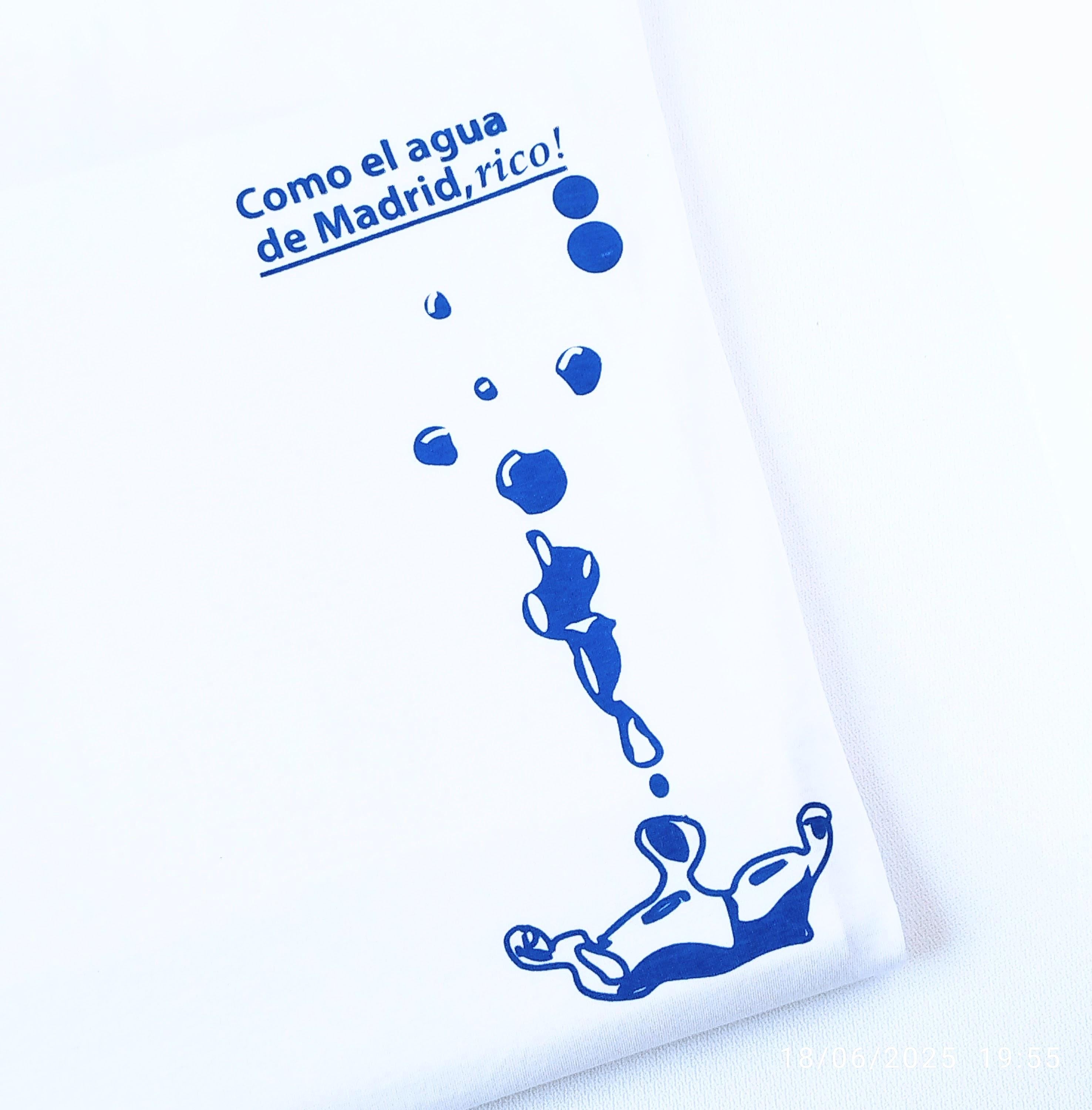 Camiseta orgánica Agua de Madrid de edición limitada de Gota Goteo